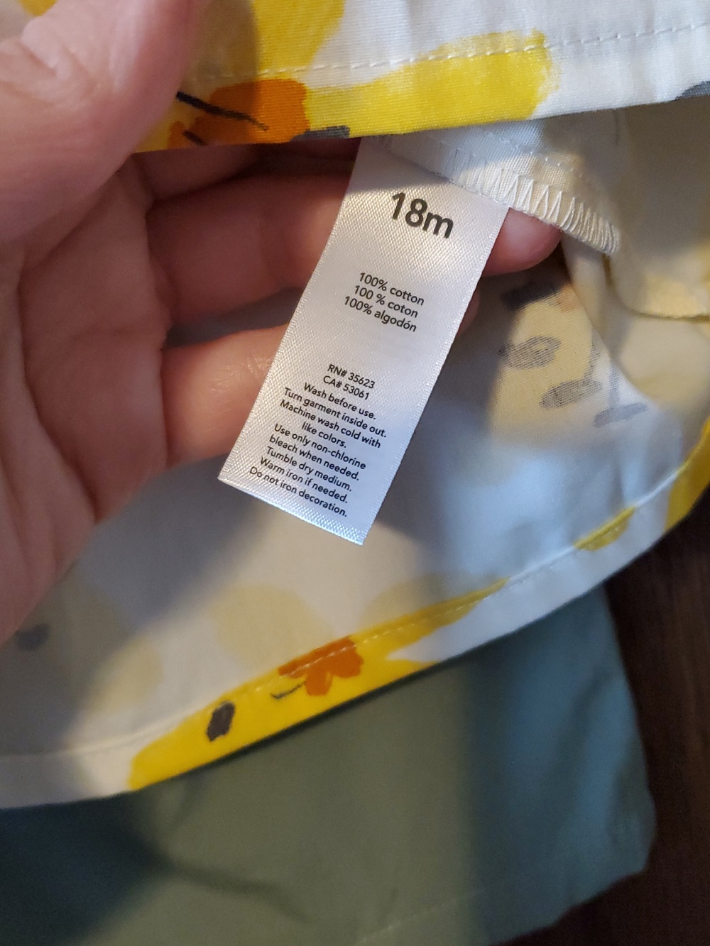 Carters Brand Set Of Two Outfits Size 18 Months - Picture 5 of 5